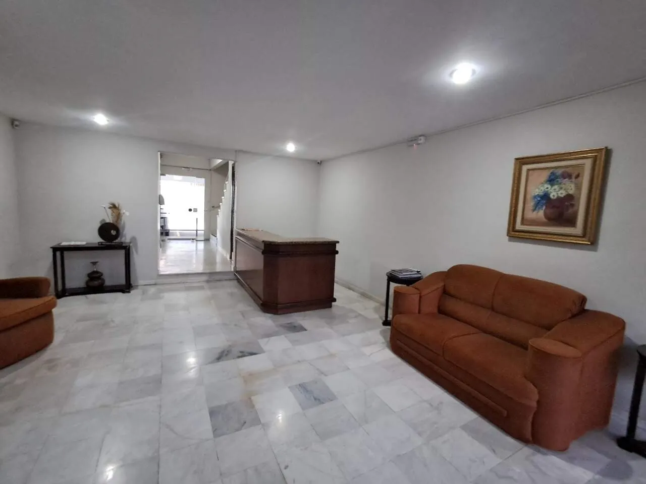 Furnished 3-bedroom apartment with 1 parking spot — photo 11