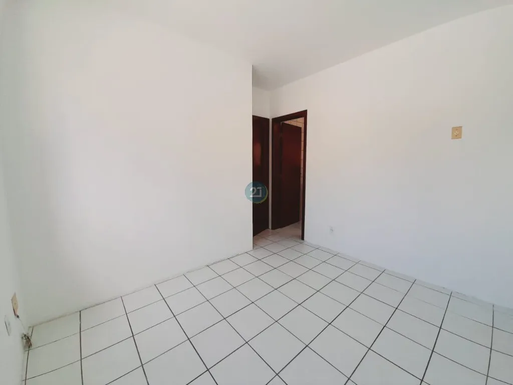 Balcony apartment with 2 en-suites and 198 m² — photo 10