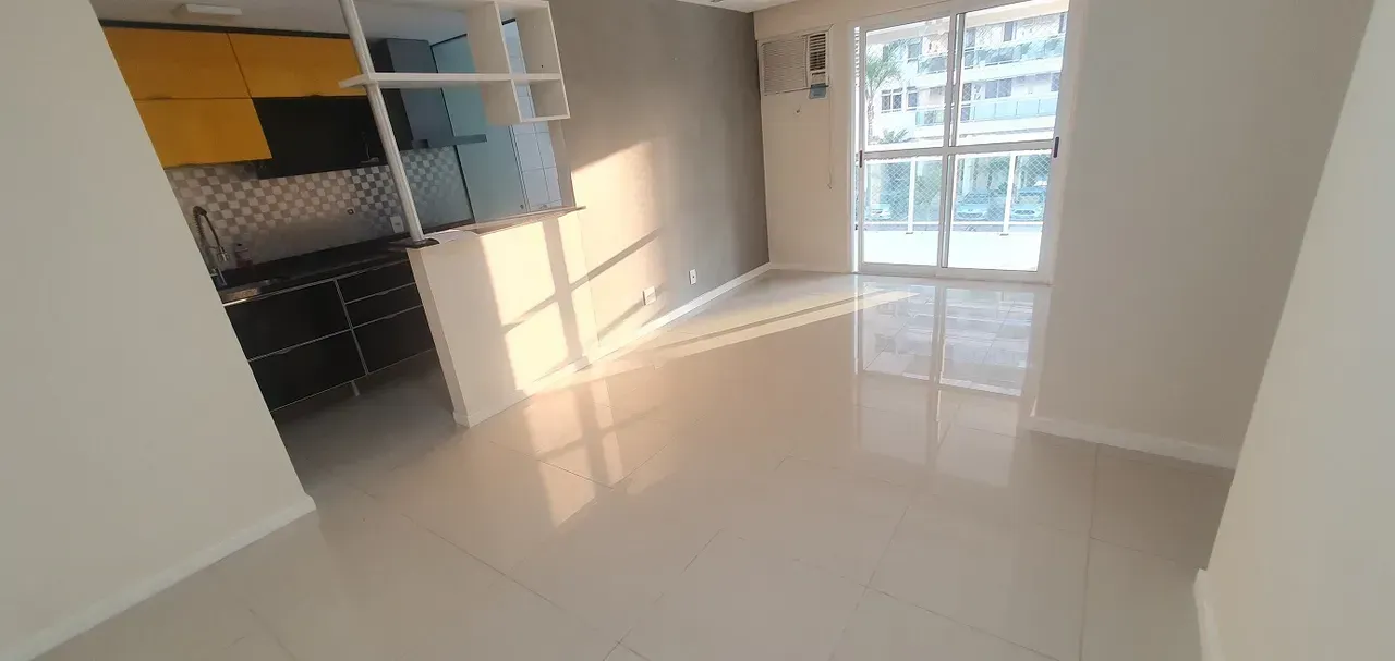 Apartment with 2 bedrooms, 2 bathrooms and parking — photo 2
