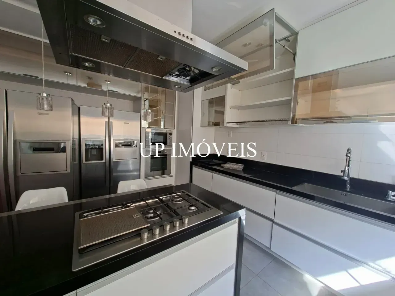 Apartment with 5 bedrooms and 5 parking spots, floor-to-ceiling windows — photo 42