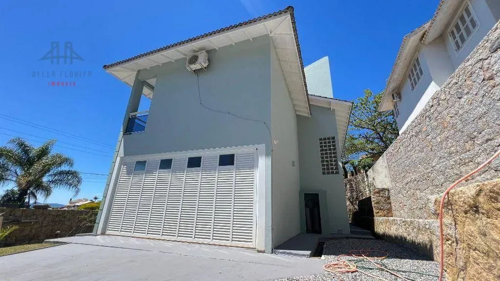 3-bedroom house with a balcony built-in BBQ — photo 34