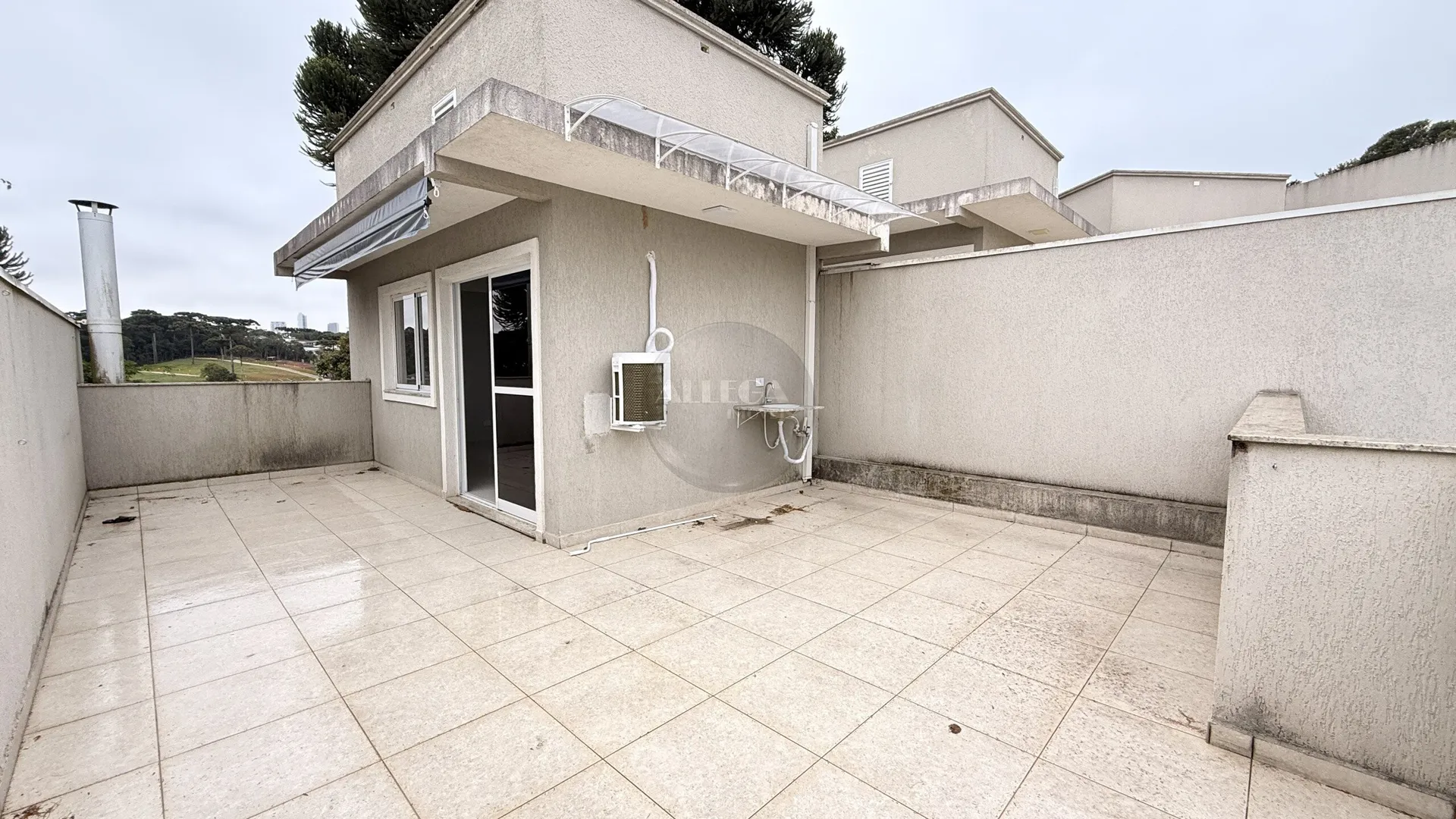 House with 3 bedrooms, 2 bathrooms and 1 parking space — photo 26