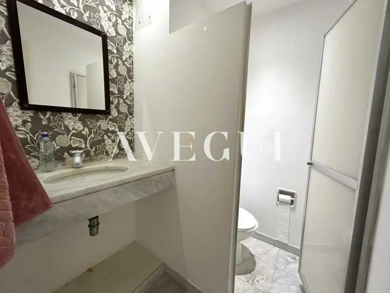 Residential apartment with 4 bedrooms and 4 bathrooms — photo 11