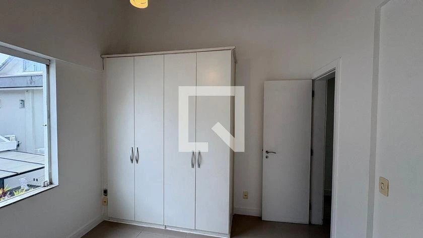 4-bedroom house with a washing machine — photo 28