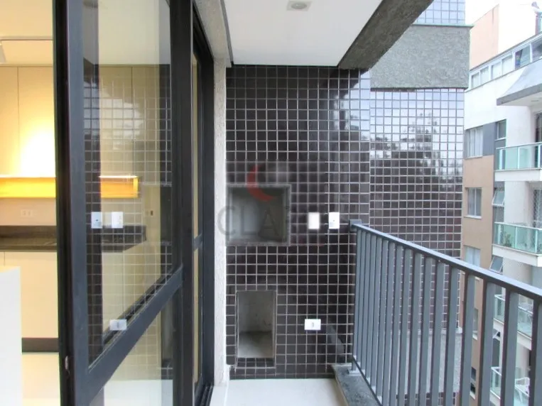Apartamento com 2 quartos, suíte e sacada gourmet — photo 11