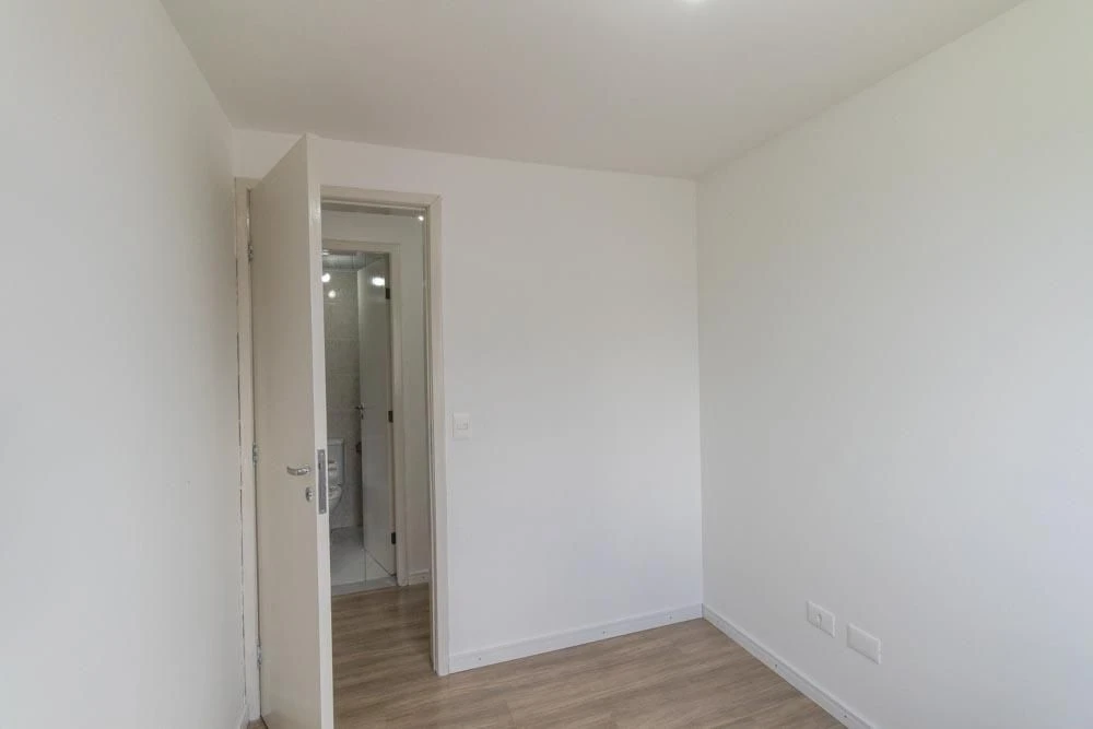 2-bedroom apartment with a home office — photo 22