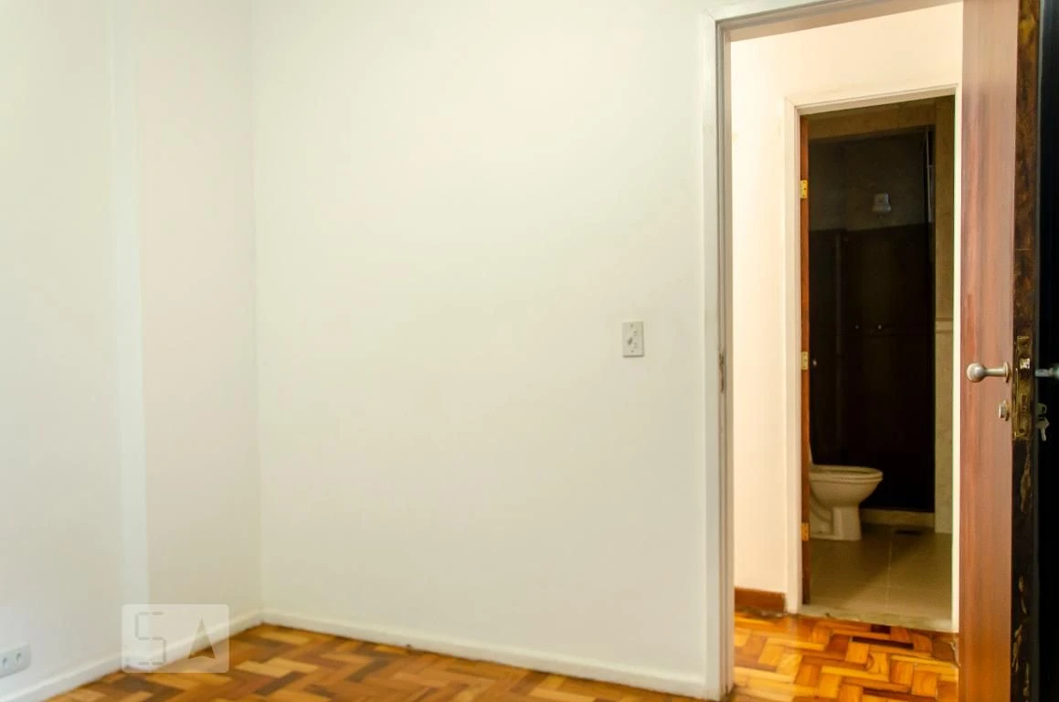 Apartamento, 56 m², com piso de madeira ou laminado — photo 17