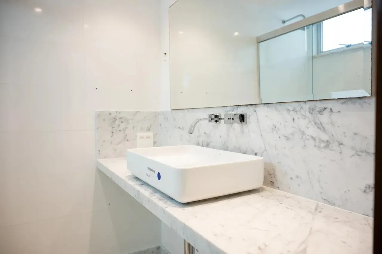 5-bedroom apartment, 1 with its own bathroom, 218 m² — photo 27