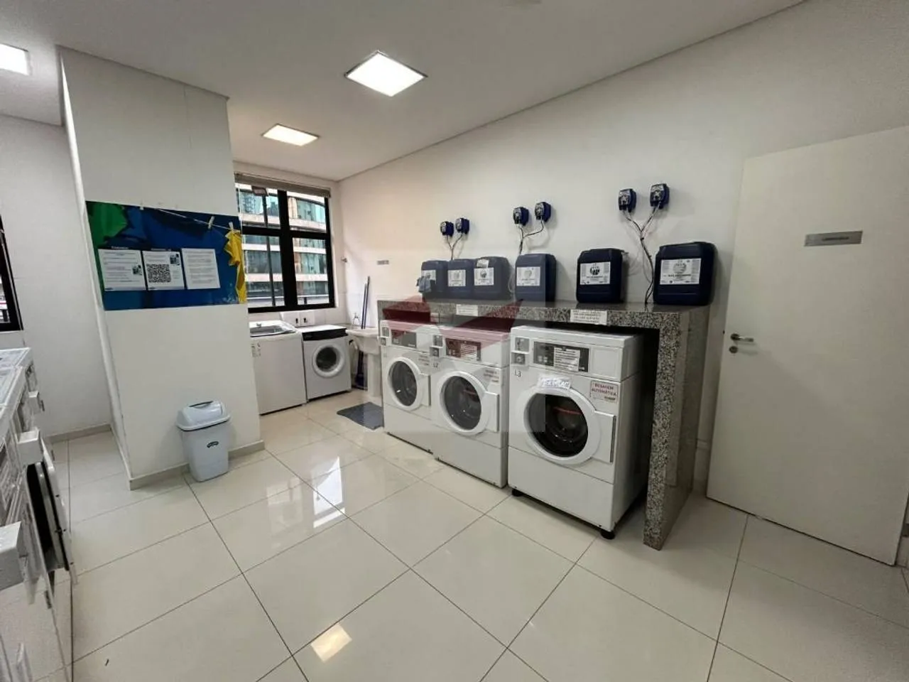 Apartamento mobiliado em condomínio com piscina coberta — photo 27