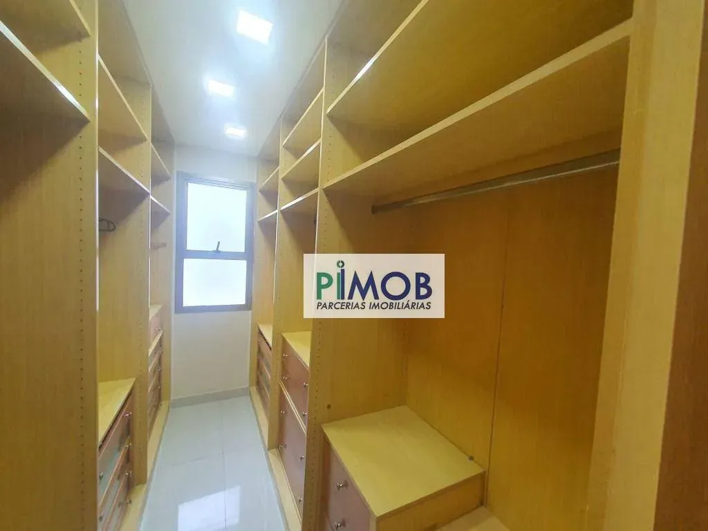 4-bedroom 260 m² apartment with 2 en-suite bathrooms — photo 41