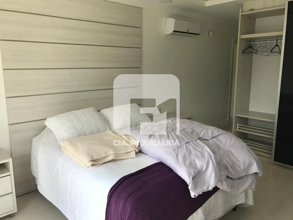 Furnished 9-suite house with open-plan kitchen — photo 47