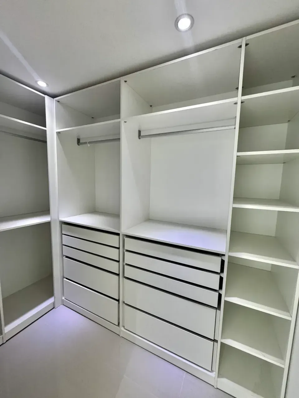 Unfurnished house with 5 bedrooms and 5 bathrooms — photo 18