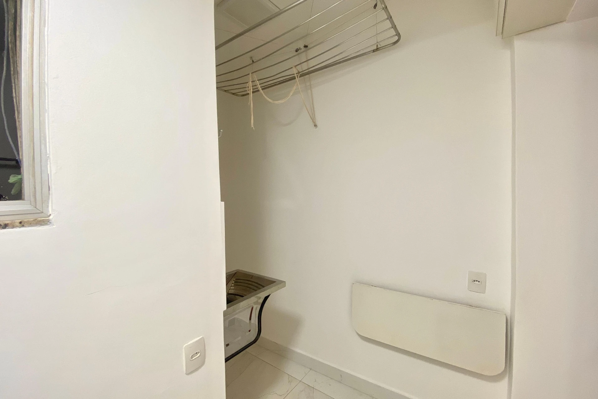 Квартира з 1 спальнею та 1 ванною без паркування — photo 20