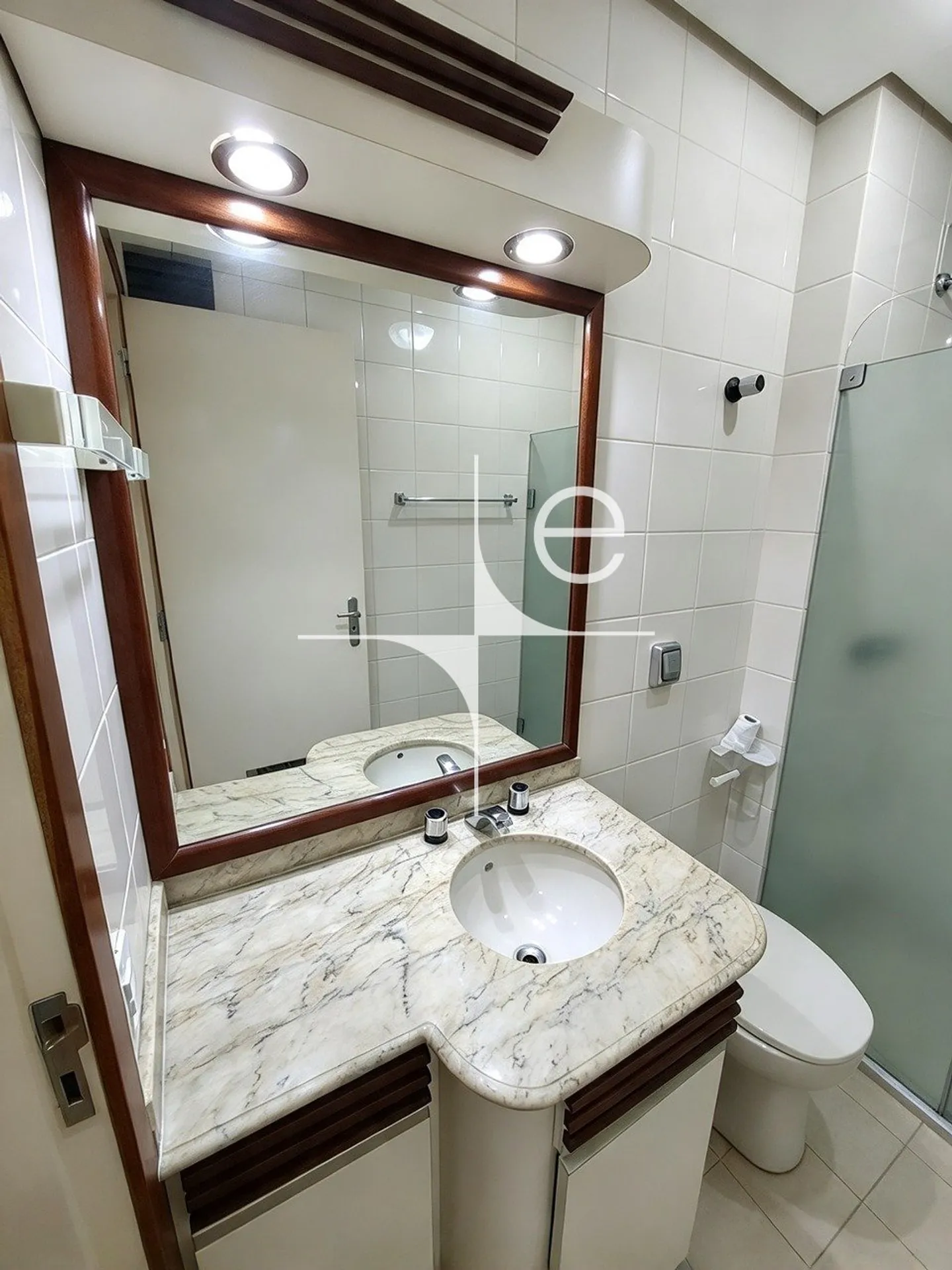 Apartamento de 2 quartos com closet, Centro — photo 12