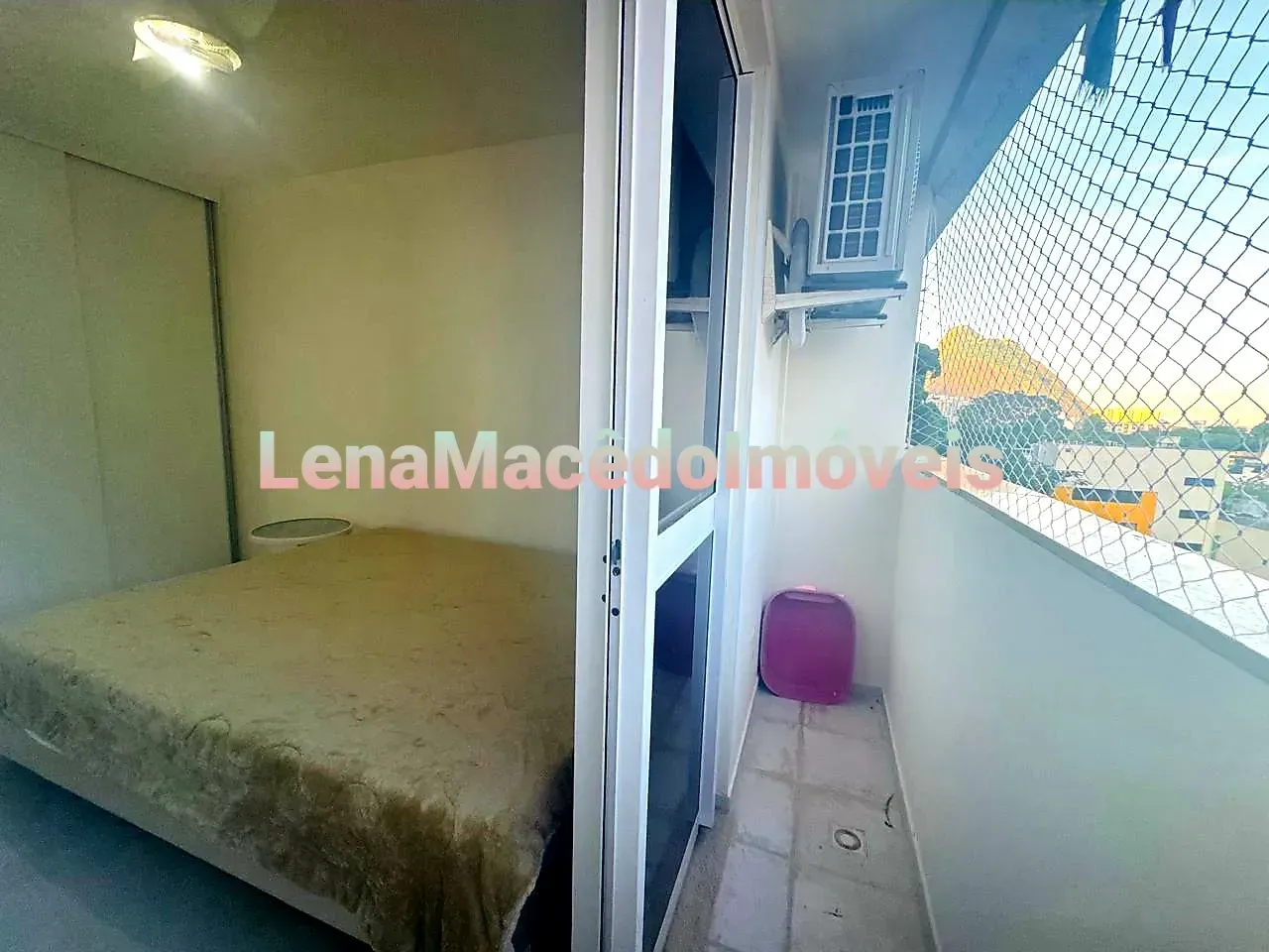 70 m² apartment with 2 bedrooms and a balcony — photo 14