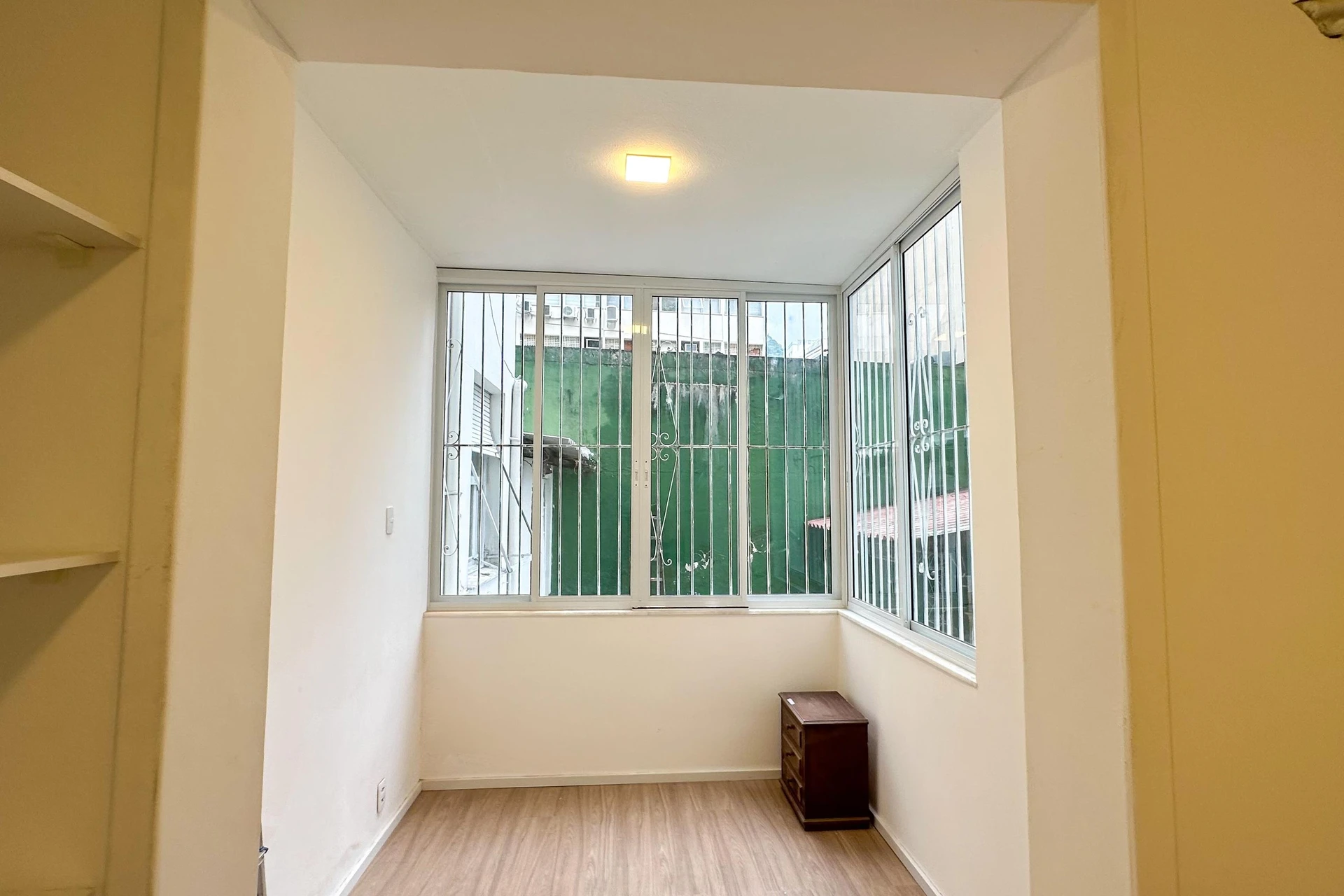 Washing machine in a 4-bedroom apartment, 168 m² — photo 12