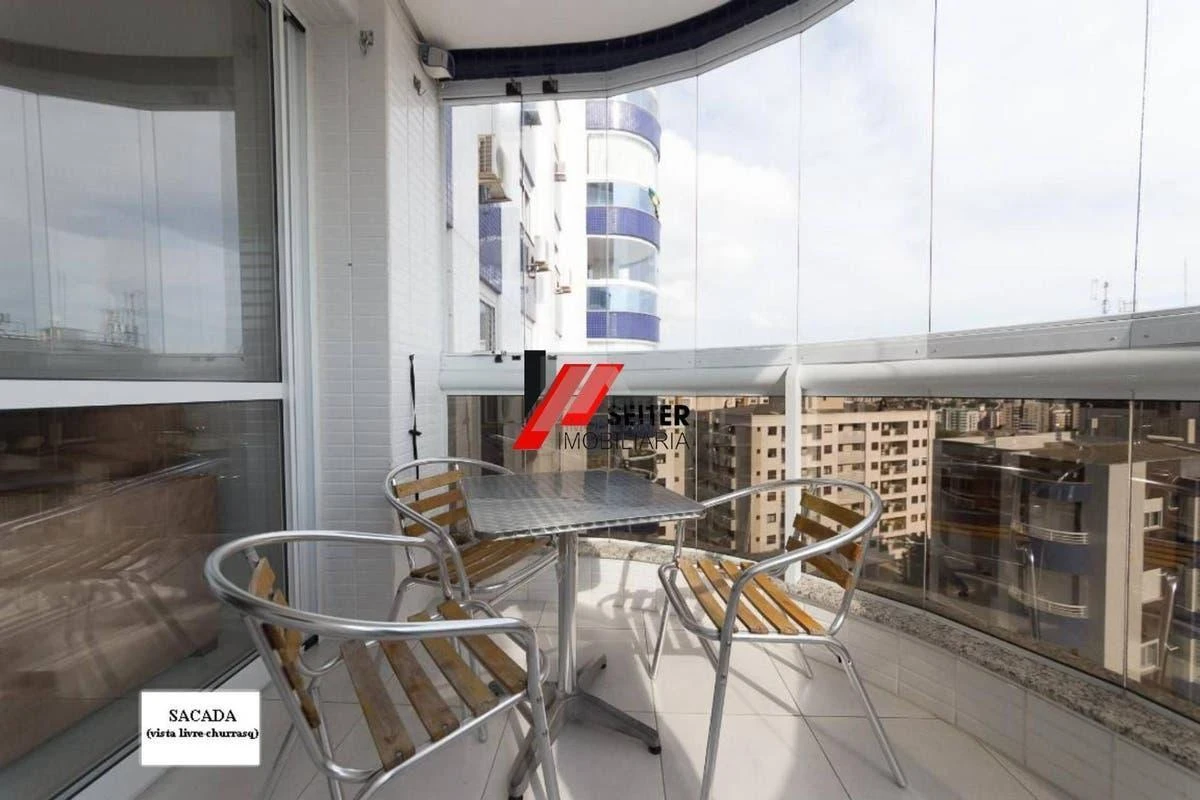 Furnished apartment, 73 m², with floor-to-ceiling windows — photo 5