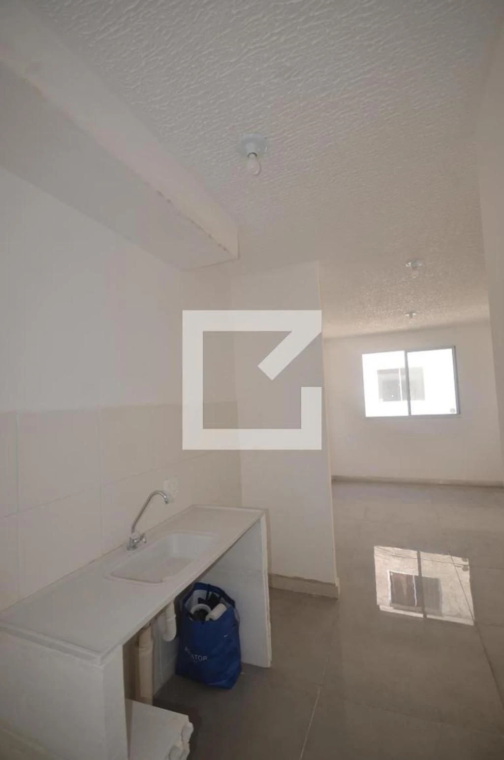 Unfurnished apartment with 2 bedrooms and 1 parking space — photo 17
