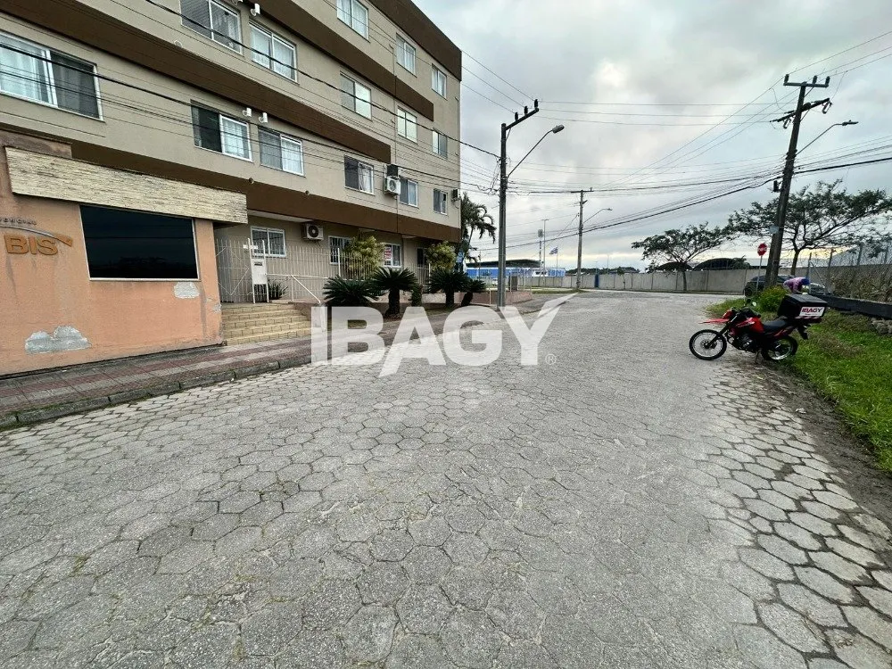 Furnished 3-bedroom apartment with 60 m² — photo 21