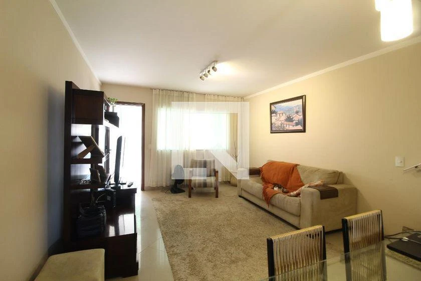200 m² apartment with 3 en-suite bedrooms and balcony — photo 17