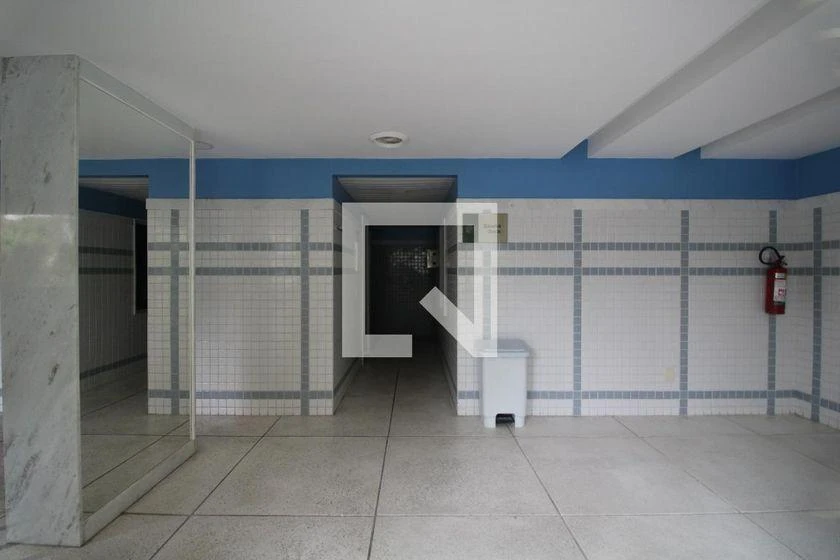 98 m² furnished apartment with 3 bedrooms and parking — photo 35