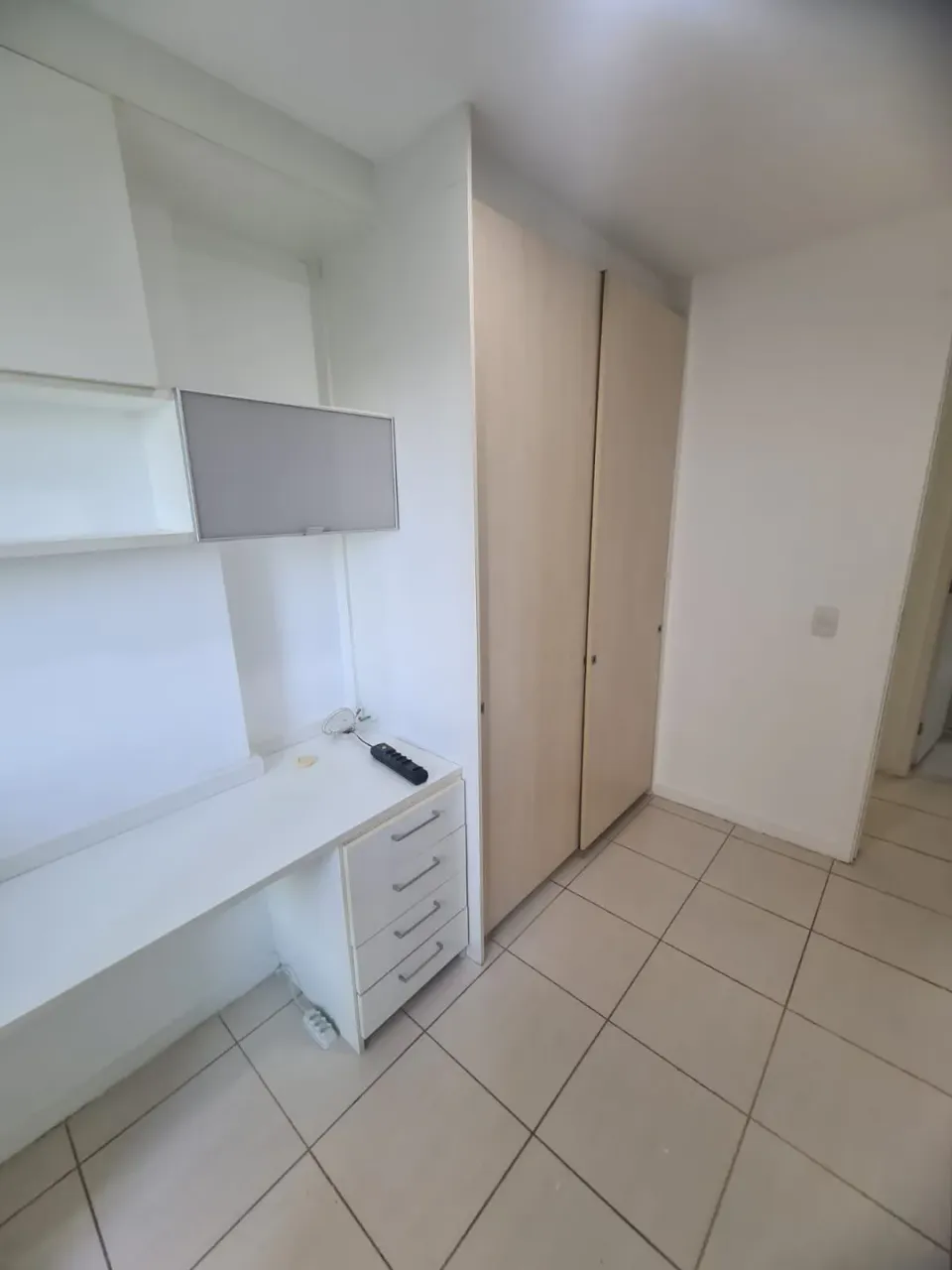 Furnished apartment with 2 bedrooms and parking spot — photo 10