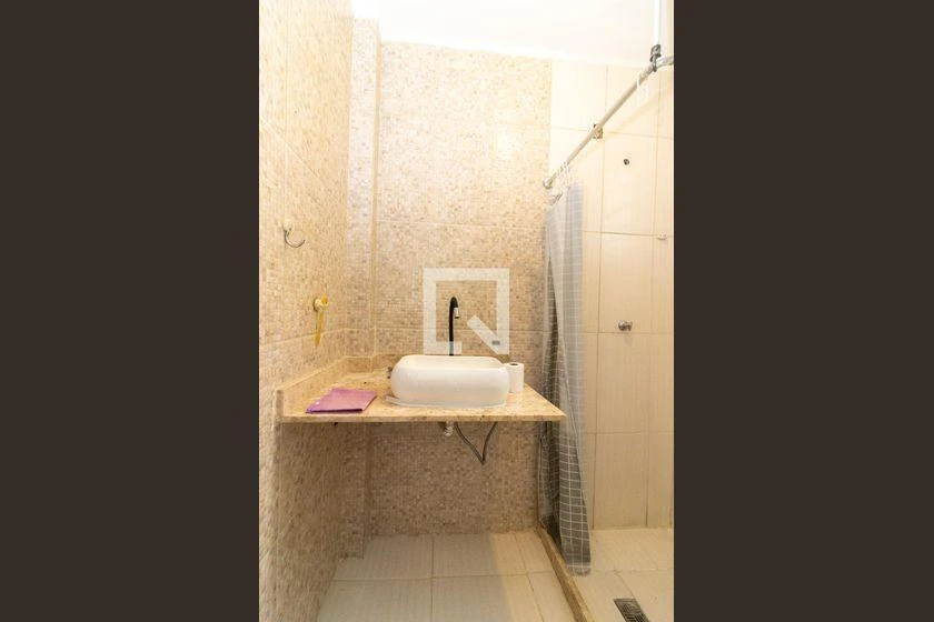 2-bedroom 47 m² apartment with a glass shower box — photo 6