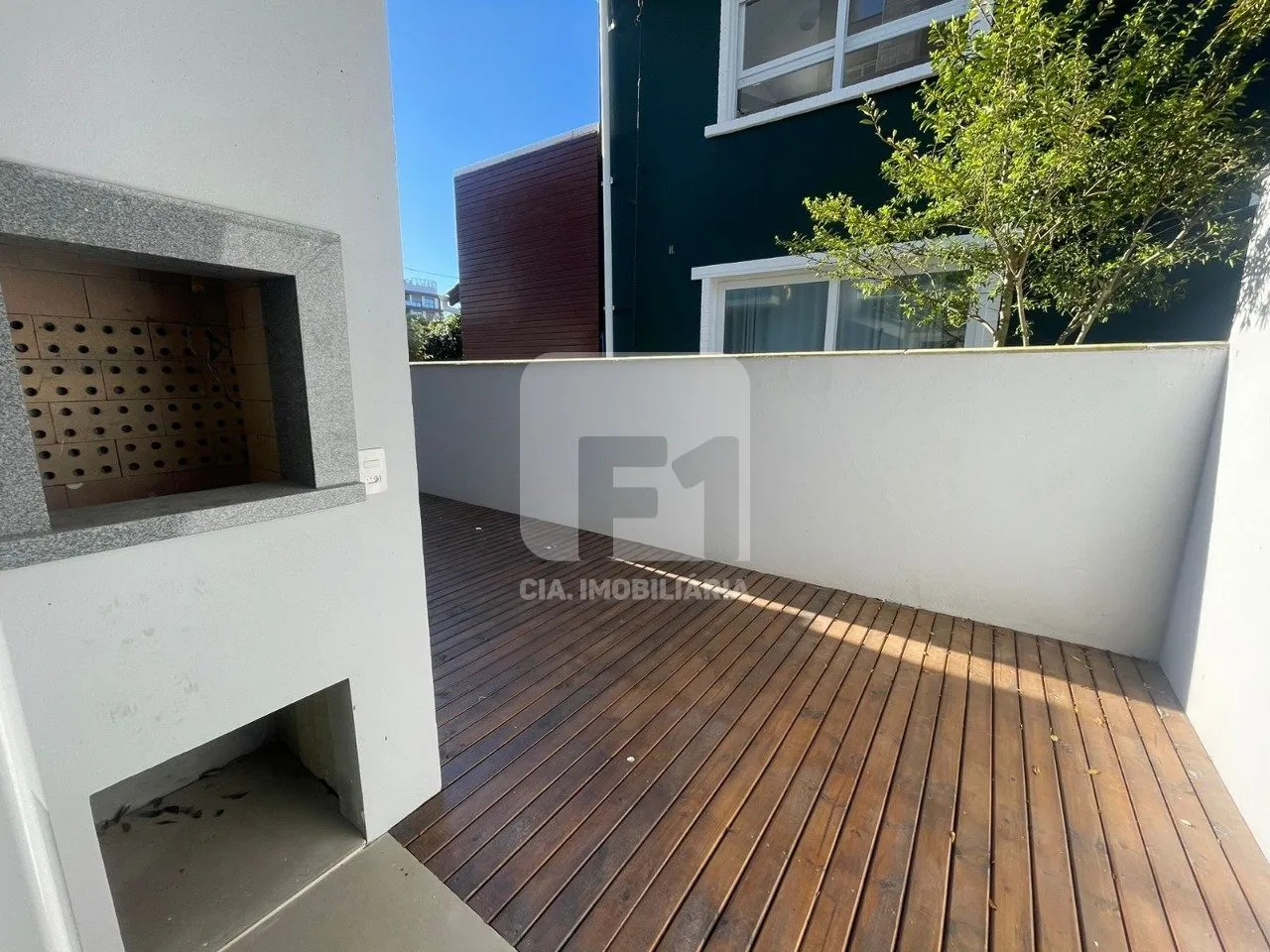 Дом 184 м² с 4 спальнями-сьютами и террасой — photo 8