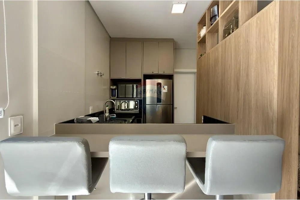 Furnished 93 m² studio on the 2nd floor with terrace — photo 2