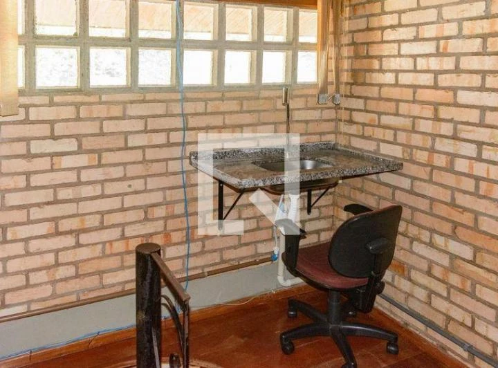 Rental house with 4 bedrooms and open-plan kitchen — photo 2