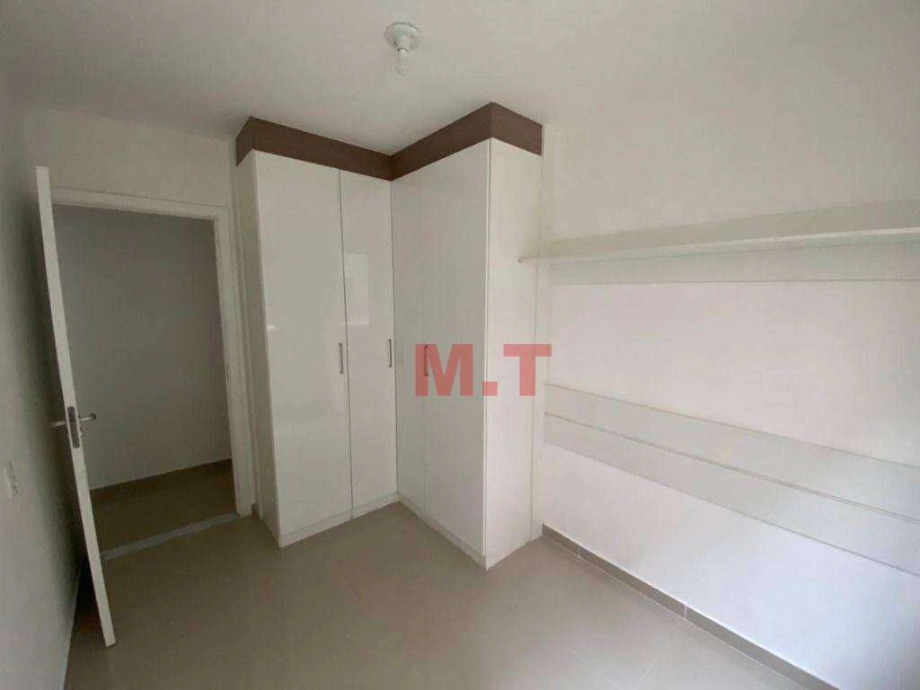 2-bedroom apartment with a separate kitchen and fitted storage — photo 4