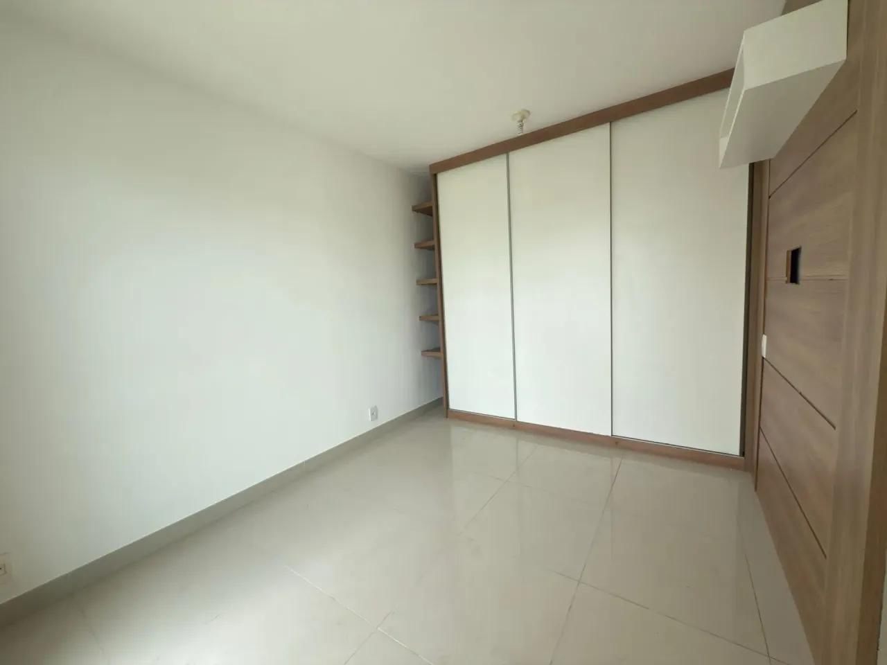 3-bedroom apartment in a building with a gym — photo 15