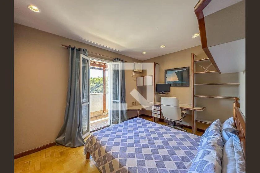 Квартира в аренду: 4 спальни, балкон, 500 м² — photo 46
