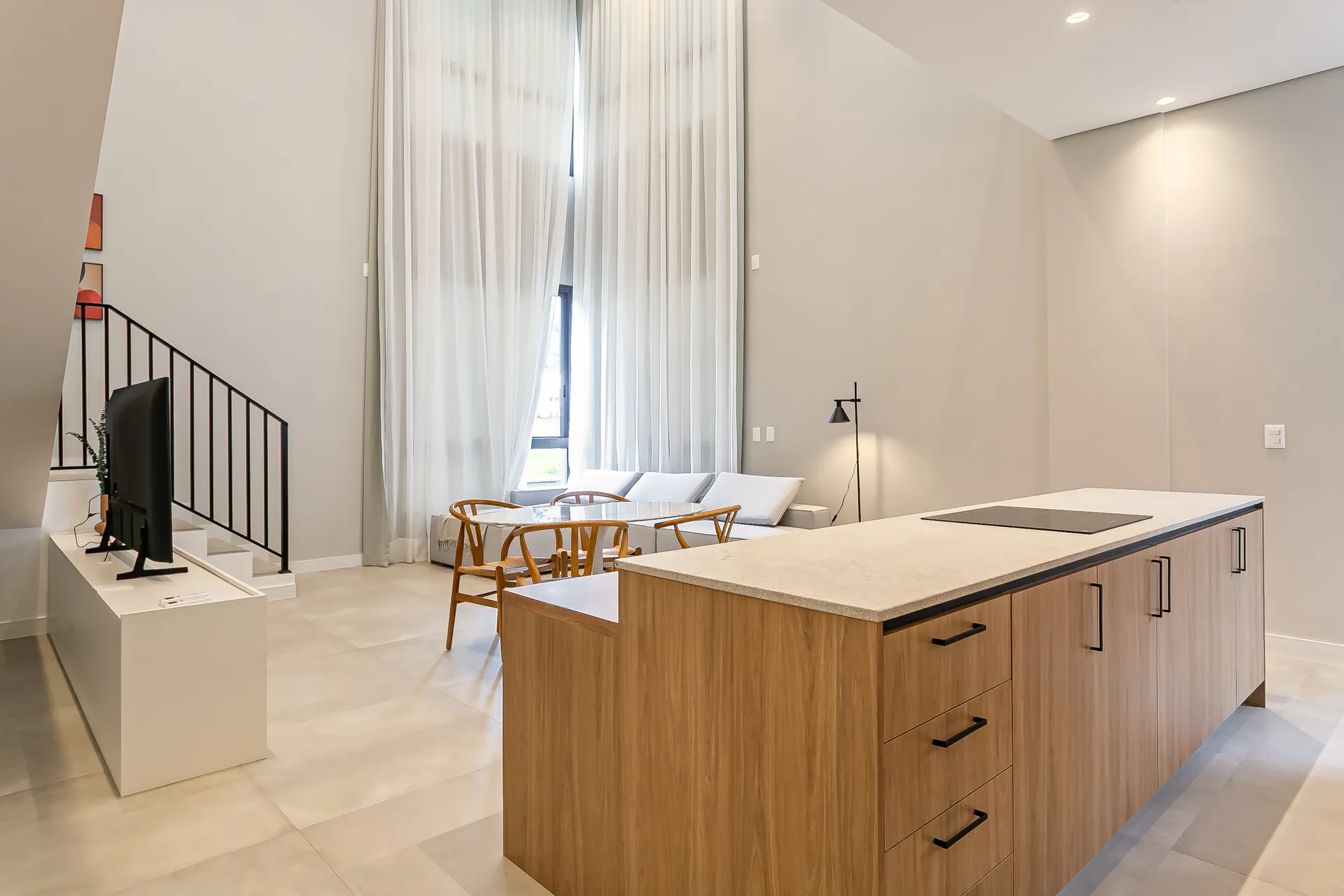 Apartamento mobiliado de 90 m² com 1 quarto e cozinha integrada — photo 8