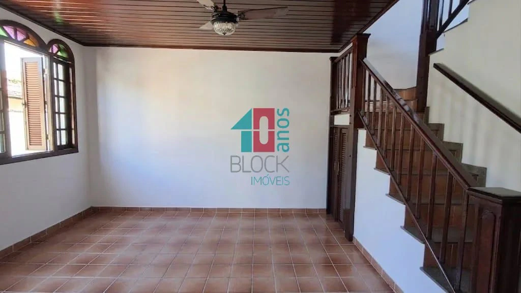 House with 3 bedrooms, balcony and private garden — photo 12