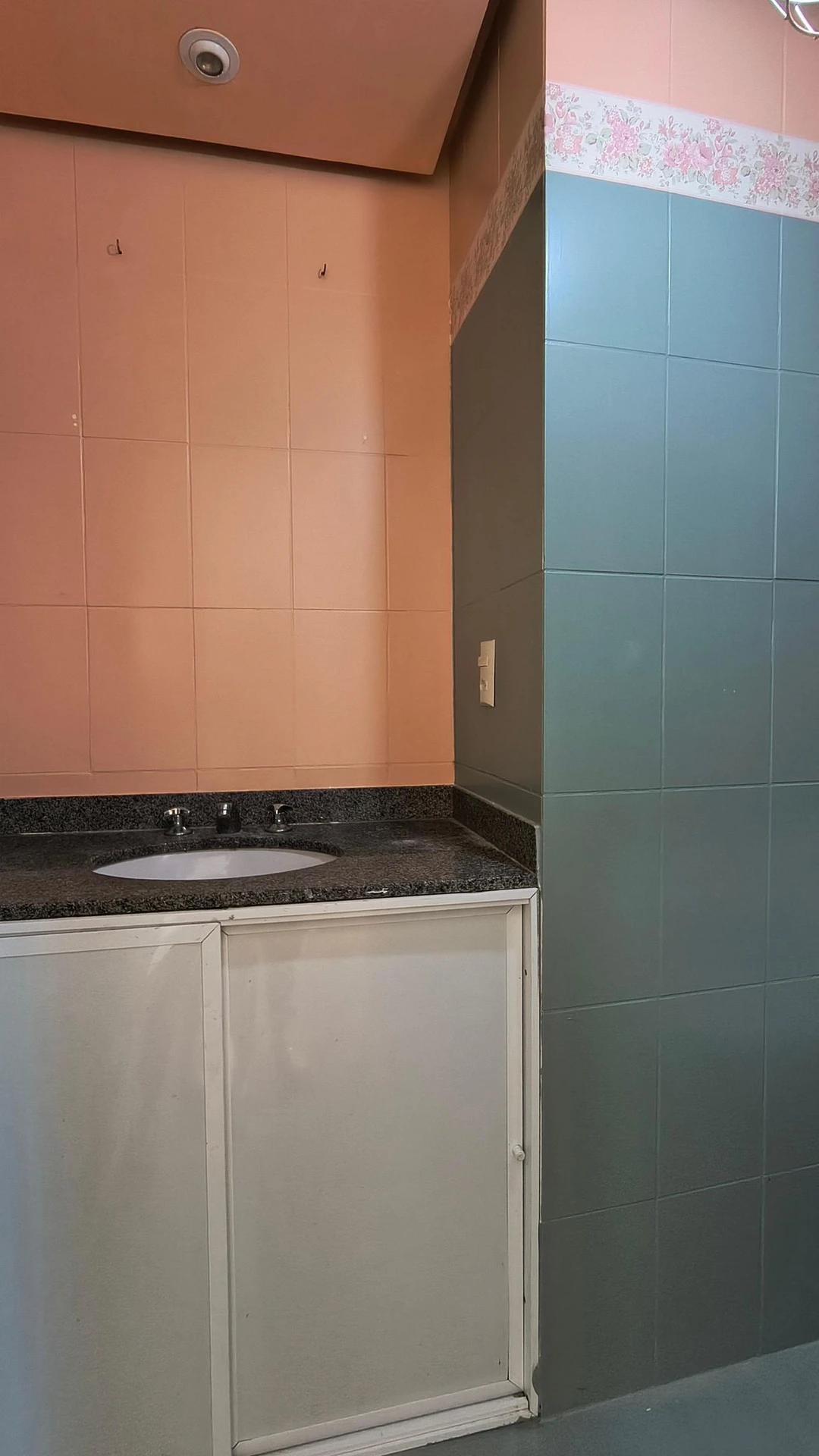 Apartment with 3 en-suite bedrooms and 5 baths, 2 parking — photo 3