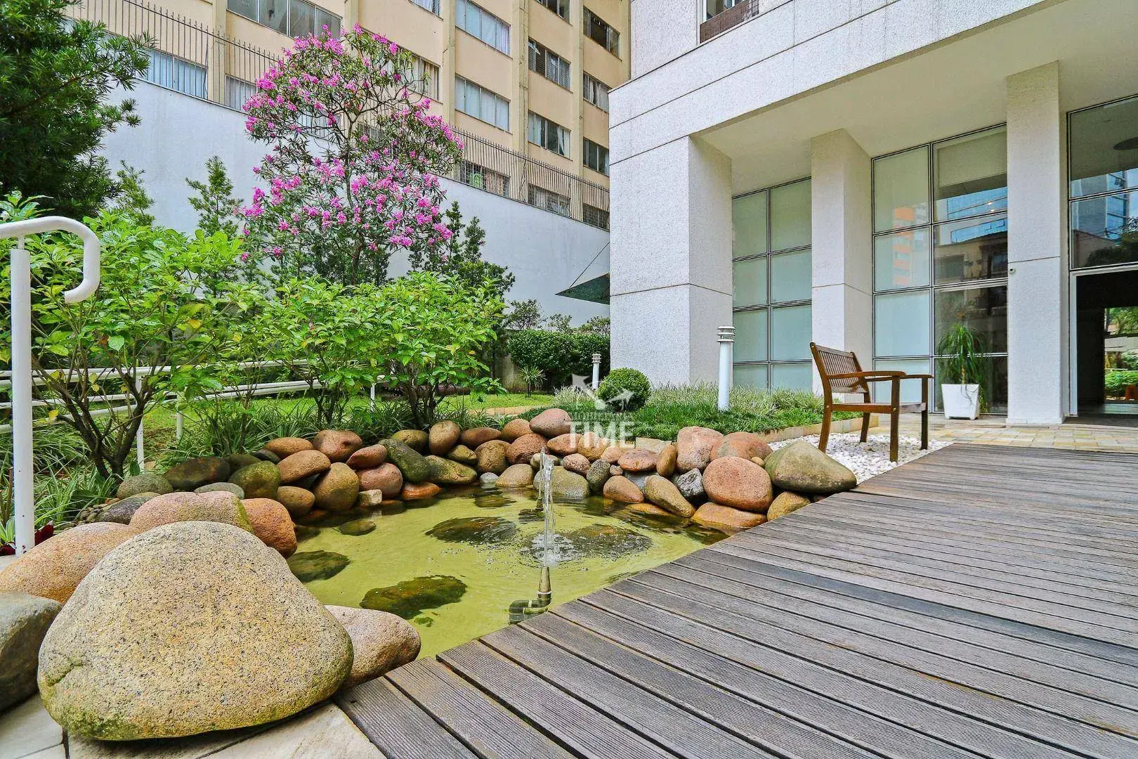 Apartamento mobiliado de 1 dormitório com 93 m² — photo 119