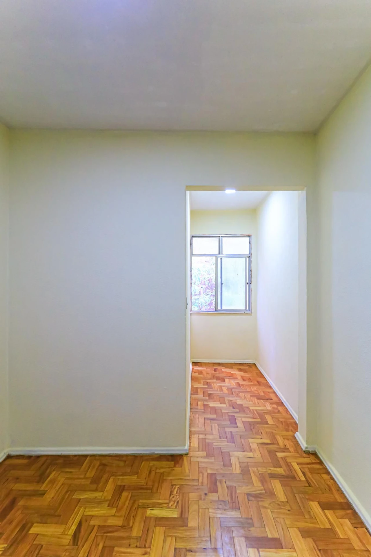 Apartamento de 2 dormitorios con cocina independiente — photo 27