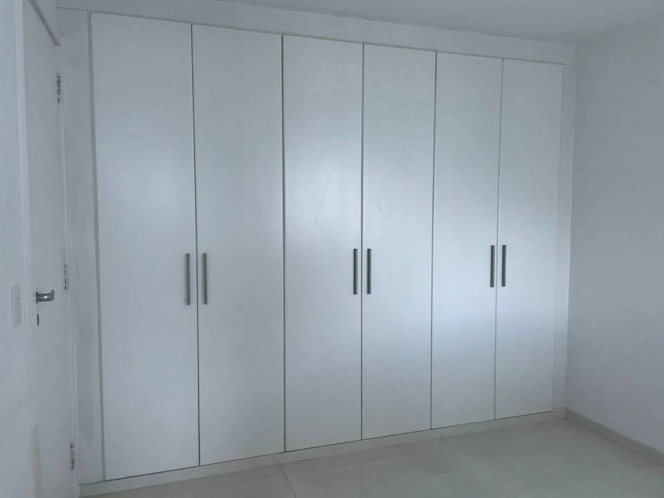 Apartment with 3 en-suite bedrooms and gas stove — photo 7