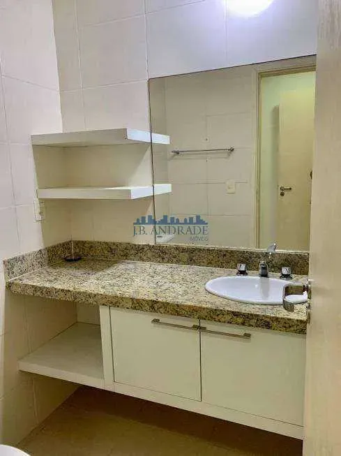 Apartamento mobiliado com 2 quartos e varanda — photo 7