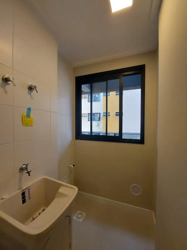 Furnished apartment, 68 m², with a grill on the balcony — photo 46