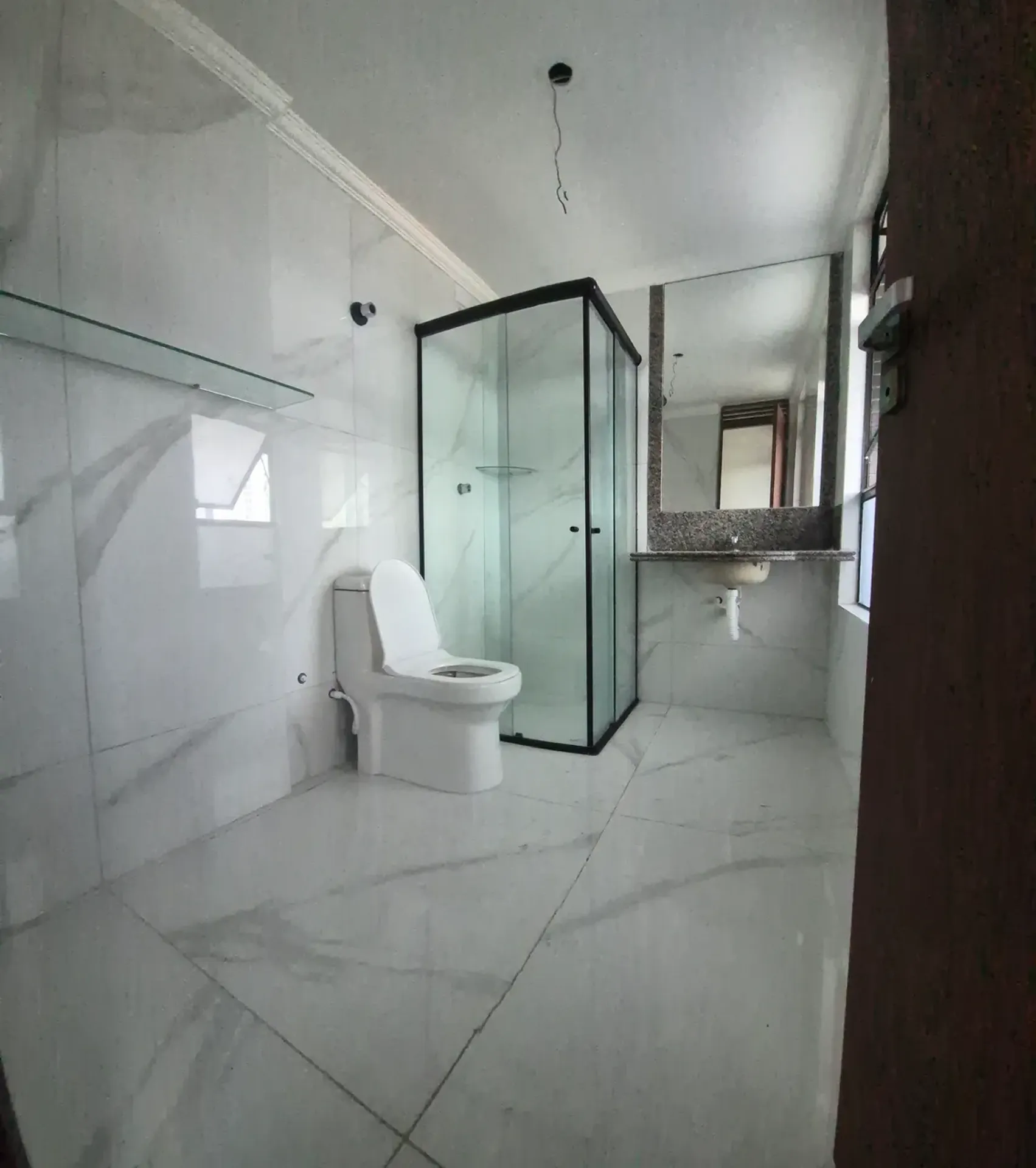Apartment on the 11th floor with a glass-enclosed balcony — photo 9