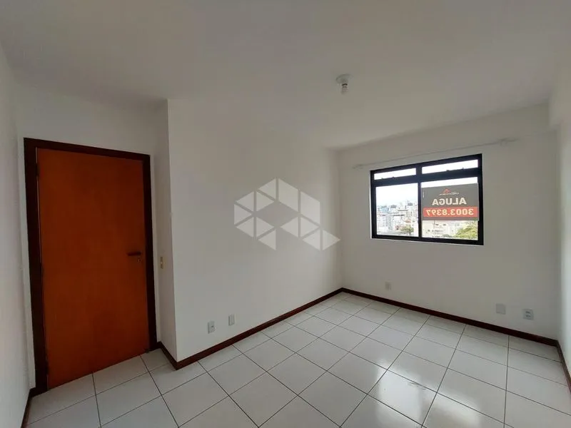 3-bedroom apartment with a balcony and 1 parking spot — photo 14
