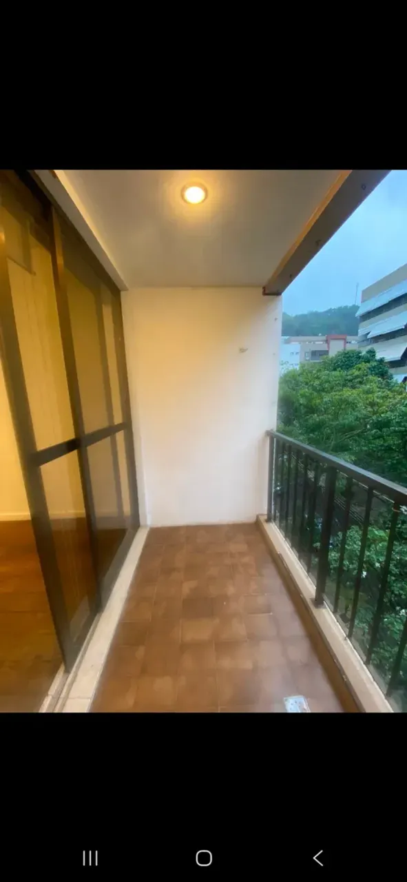 Unfurnished apartment with 2 bedrooms and 3 bathrooms — photo 17