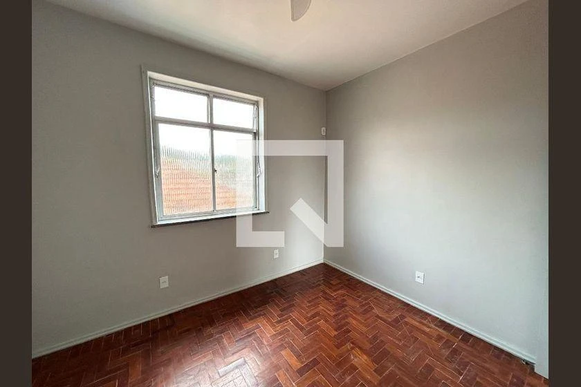 House, 76 m², with wood or laminate floors — photo 7