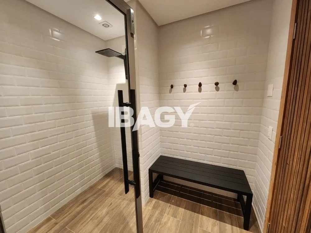 Furnished apartment, 116 m², with a grill on the balcony — photo 32