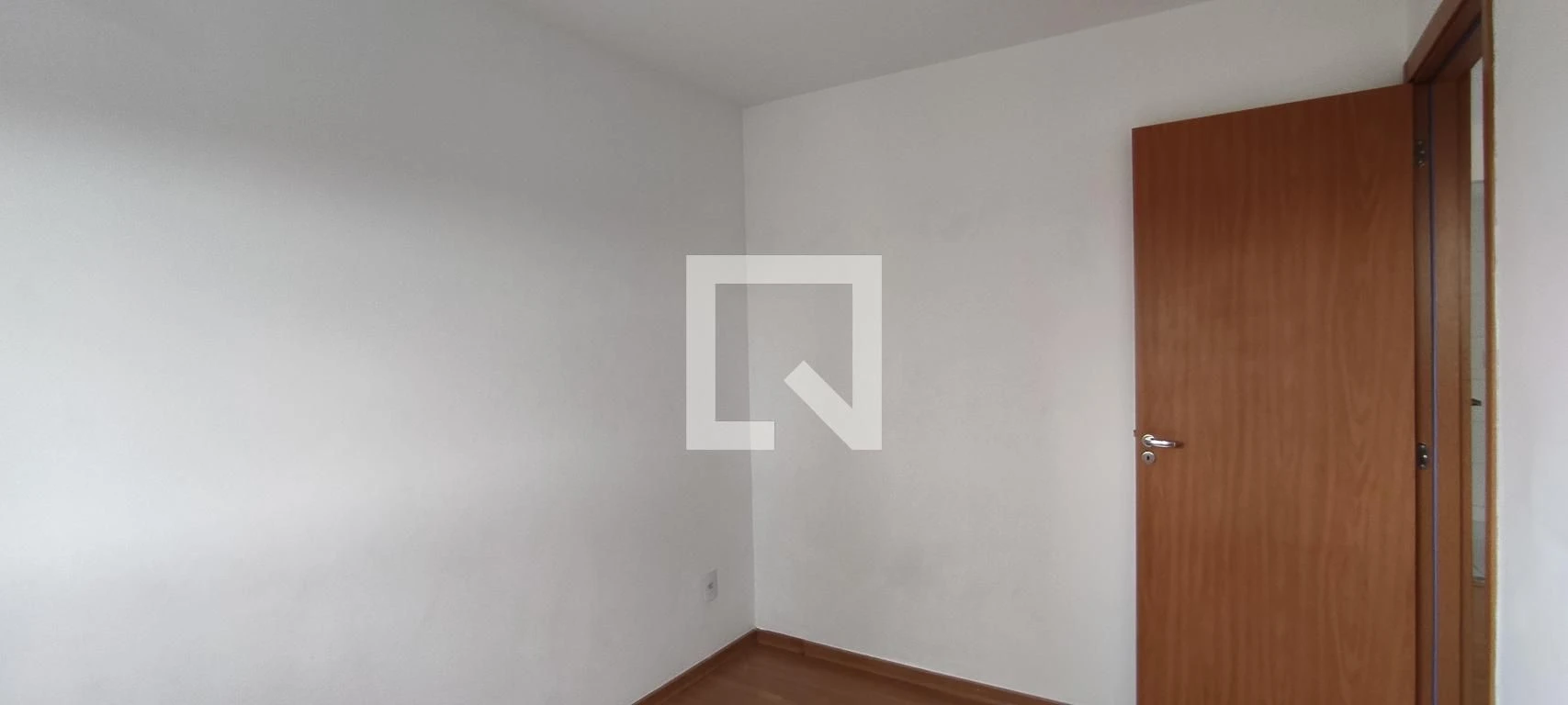 2-bedroom apartment in a building with a pool — photo 28