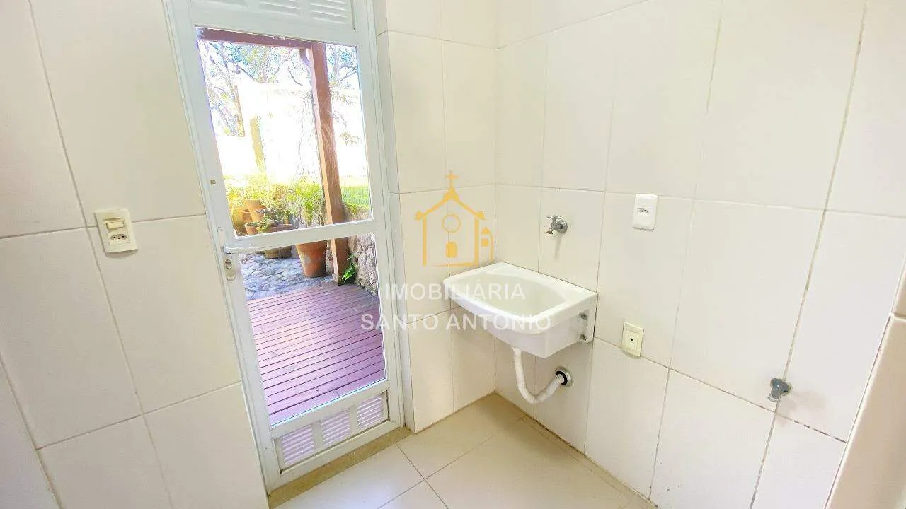 Condo house with 3 en-suite bedrooms and 4 baths, 190 m² — photo 17