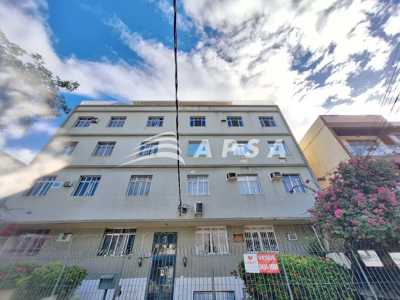 Furnished apartment 130 m² with 2 bedrooms and 2 baths — photo 19