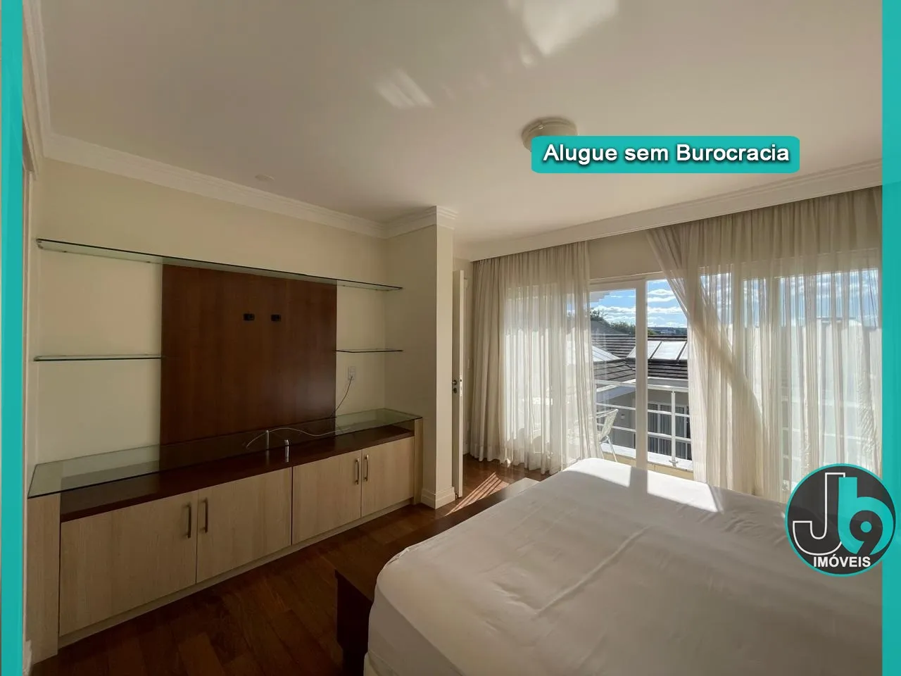 House with 4 en-suites and 431 m², plus 6 parking — photo 37